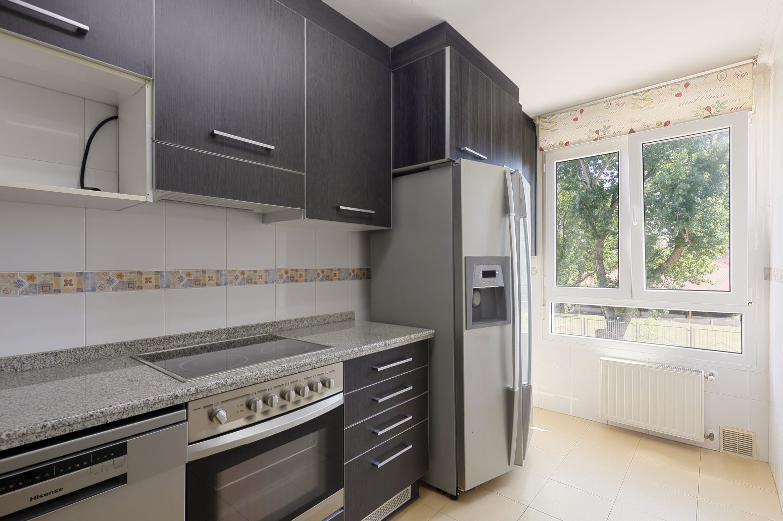 Cocina de Piso en venta en Gijón  con Calefacción, Parquet y Trastero