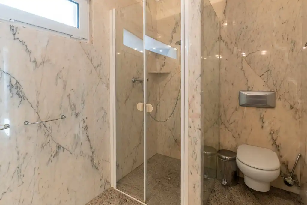 Bathroom of Houses for sale in Moraira  with Private garden and Swimming Pool