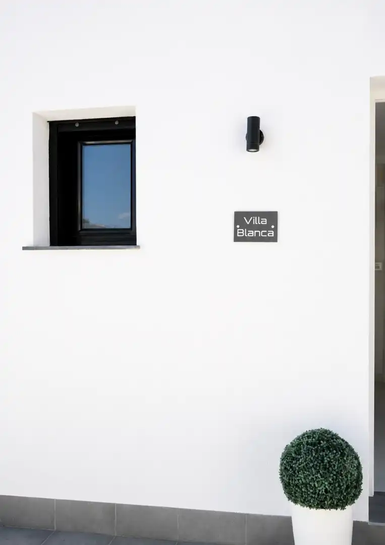Vista exterior de Casa o xalet de lloguer en San Pedro del Pinatar amb Aire condicionat, Terrassa i Piscina