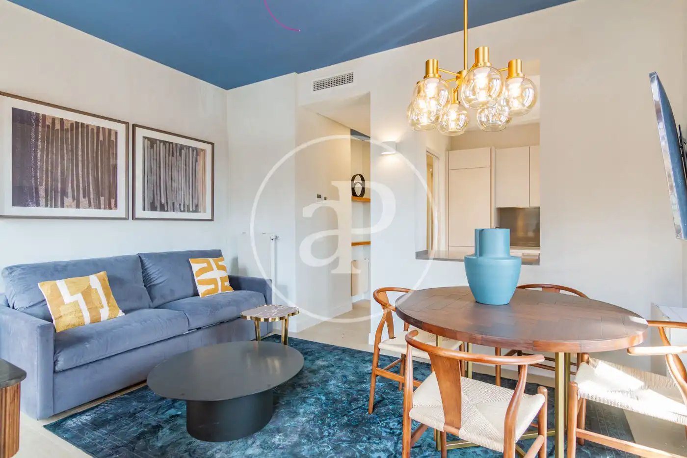 Flat for rent in C. de San Bernardo, Universidad - Malasaña
