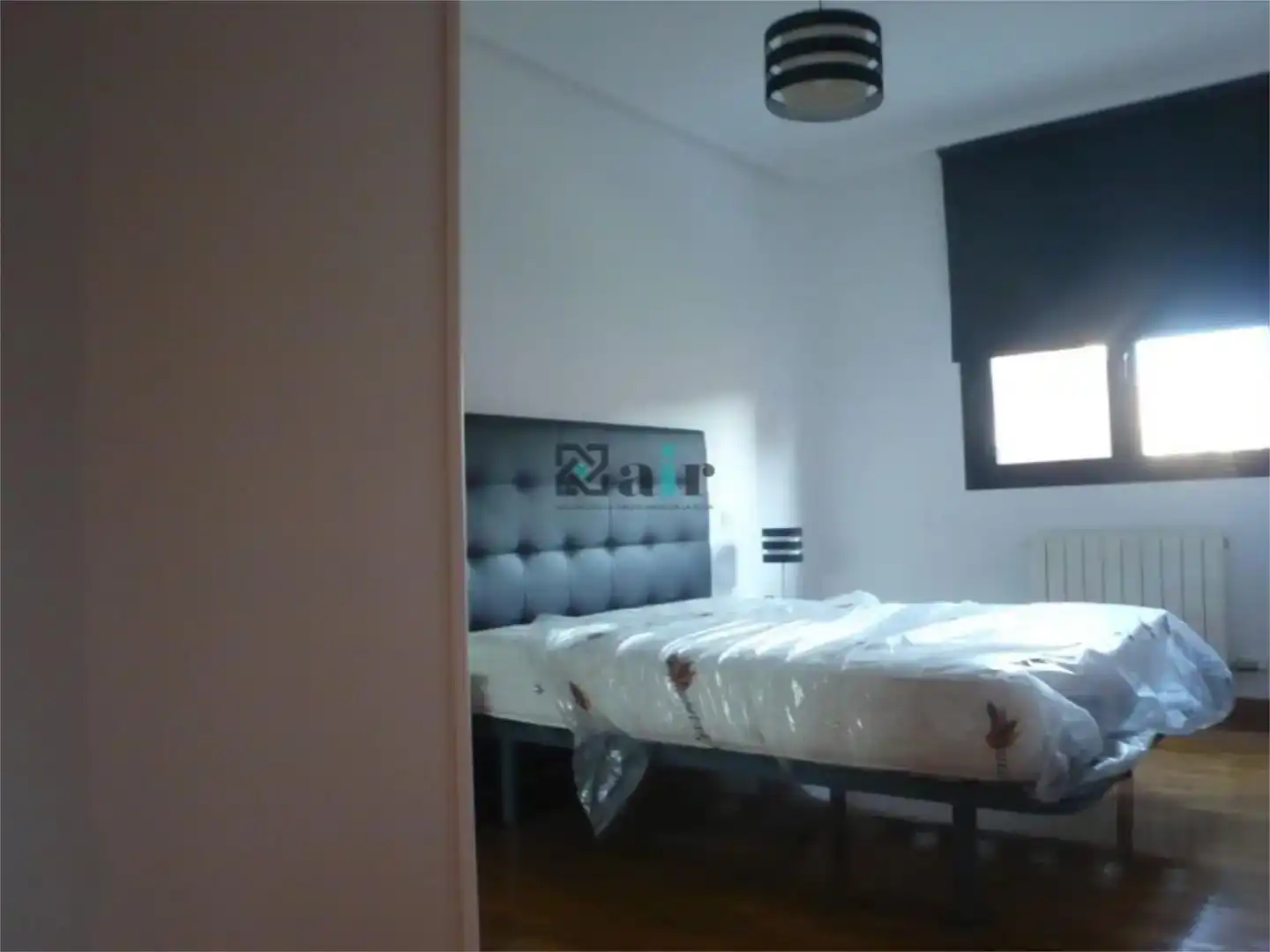 Schlafzimmer von Wohnung zum Verkauf in  Logroño mit Schwimmbad