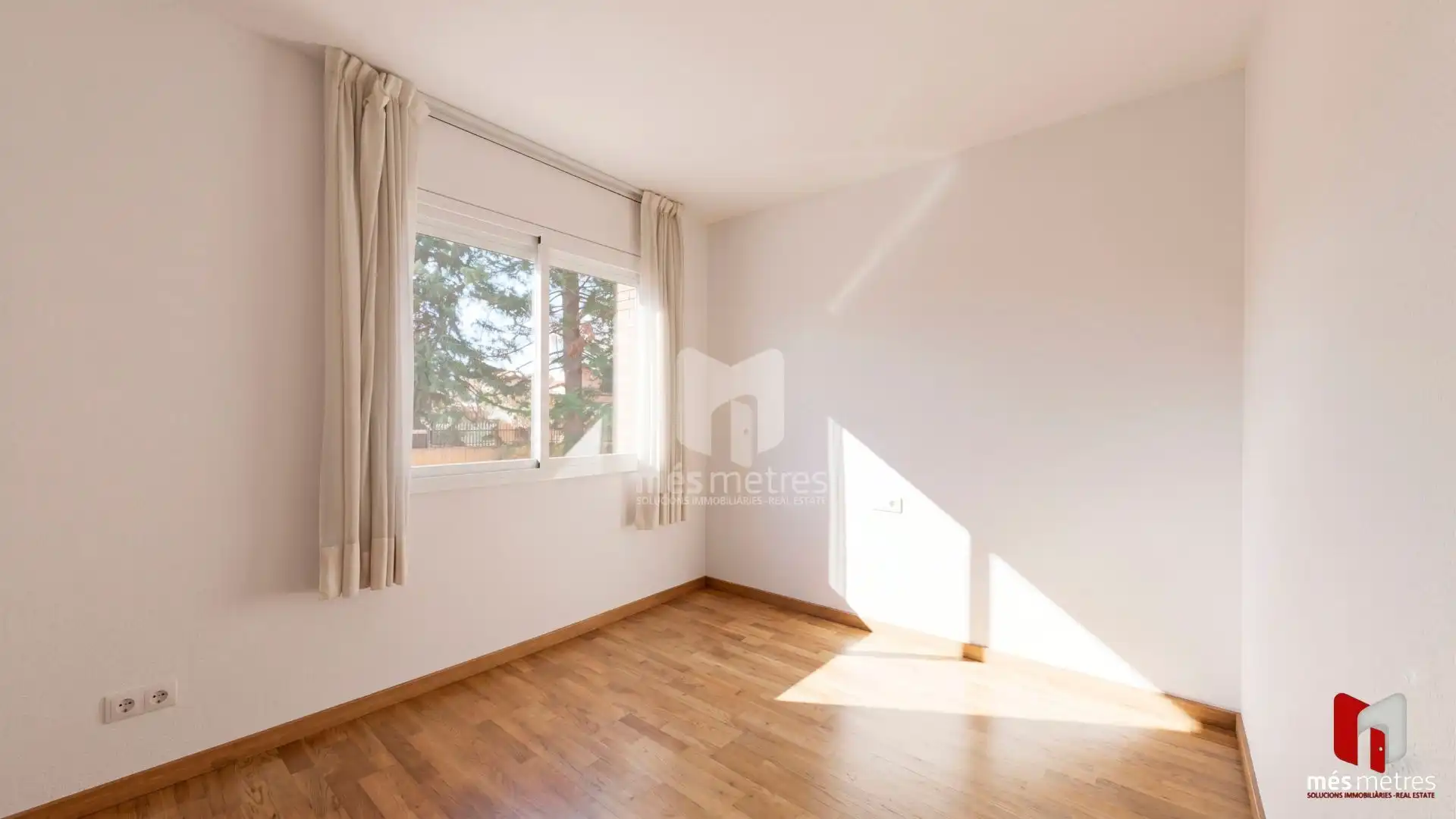 Bedroom of Flat for rent in Teià  with Heating, Private garden and Community pool