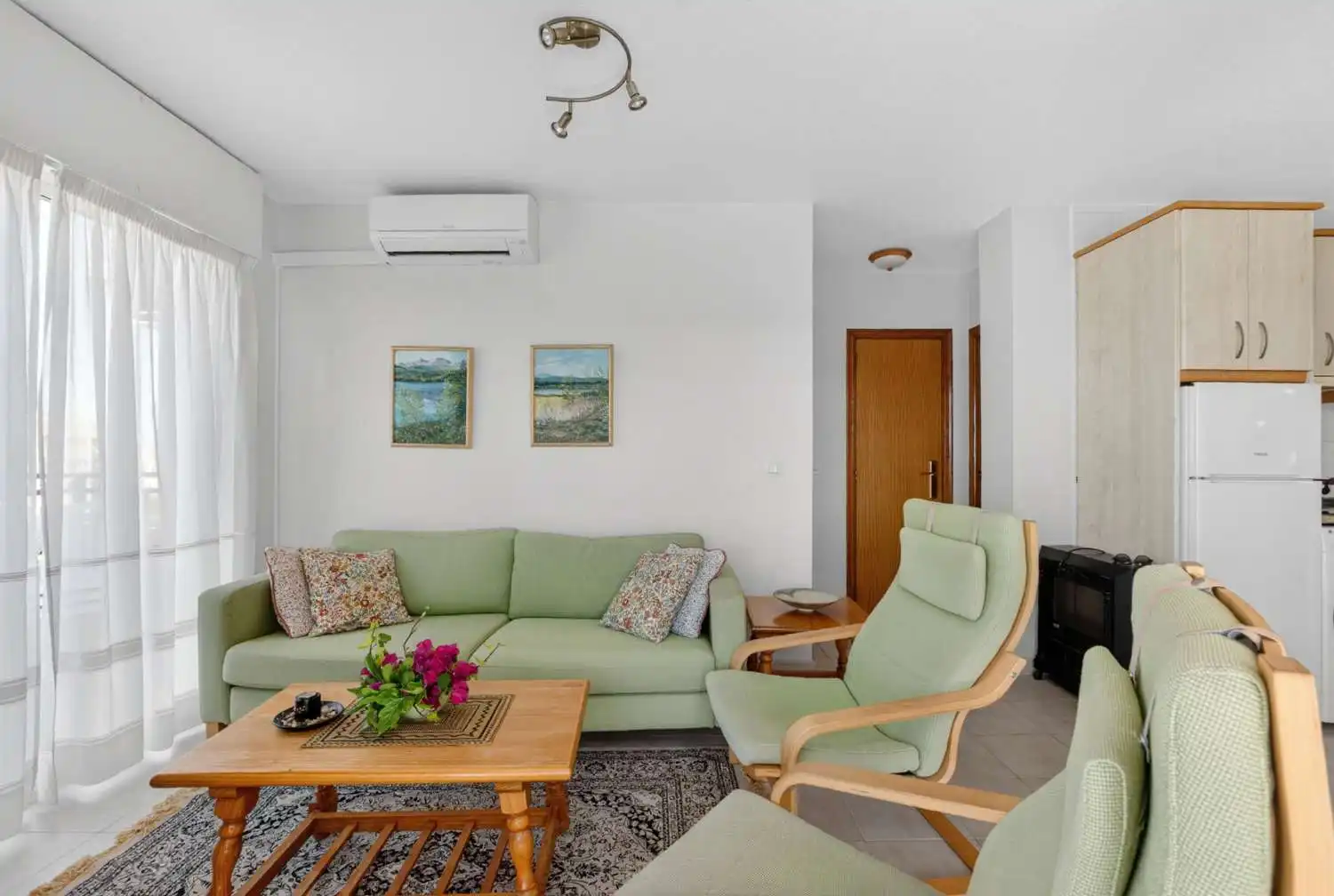 Sala de estar de Apartamento en venta en Torrevieja con Aire acondicionado, Calefacción y Terraza