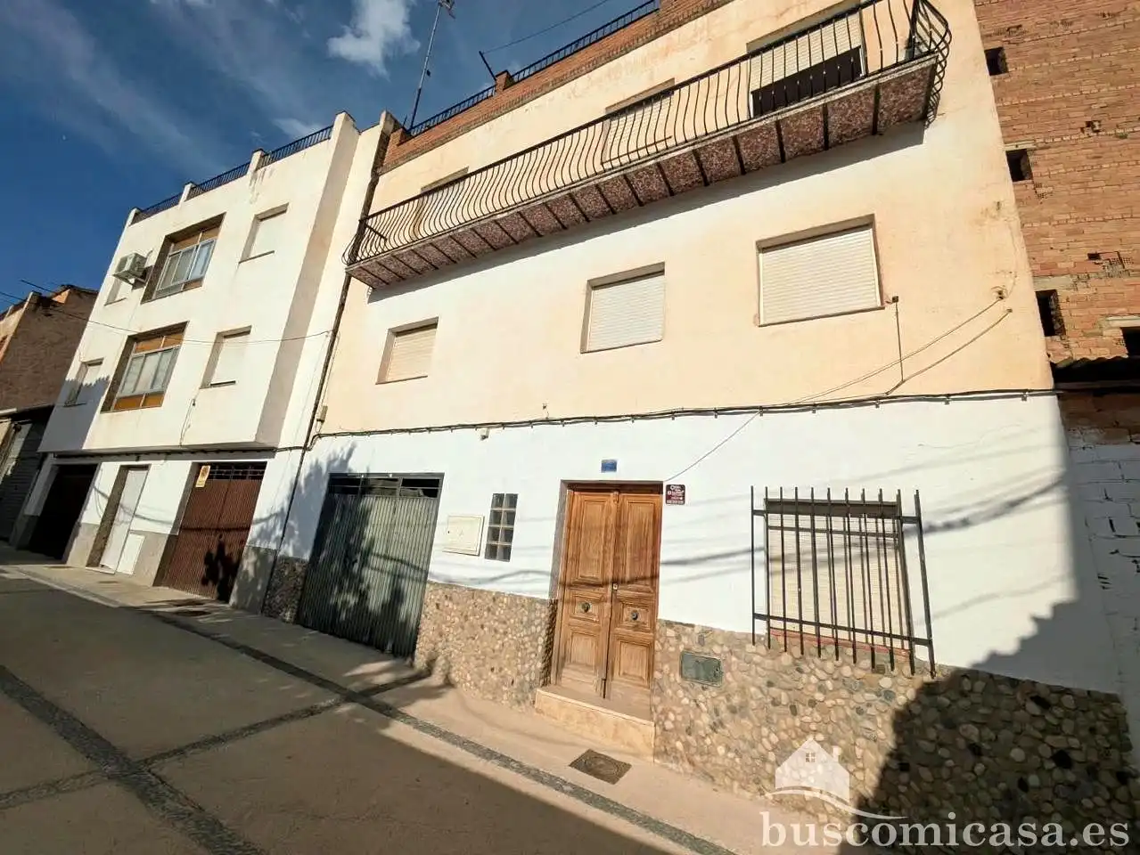 Casa con terraza en venta en Calle Blas Infante
