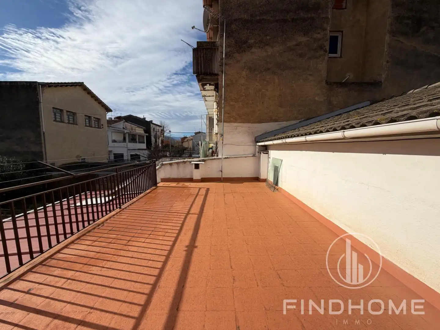 Terrasse von Haus oder Chalet zum Verkauf in Olot mit Privatgarten, Abstellraum und Möbliert