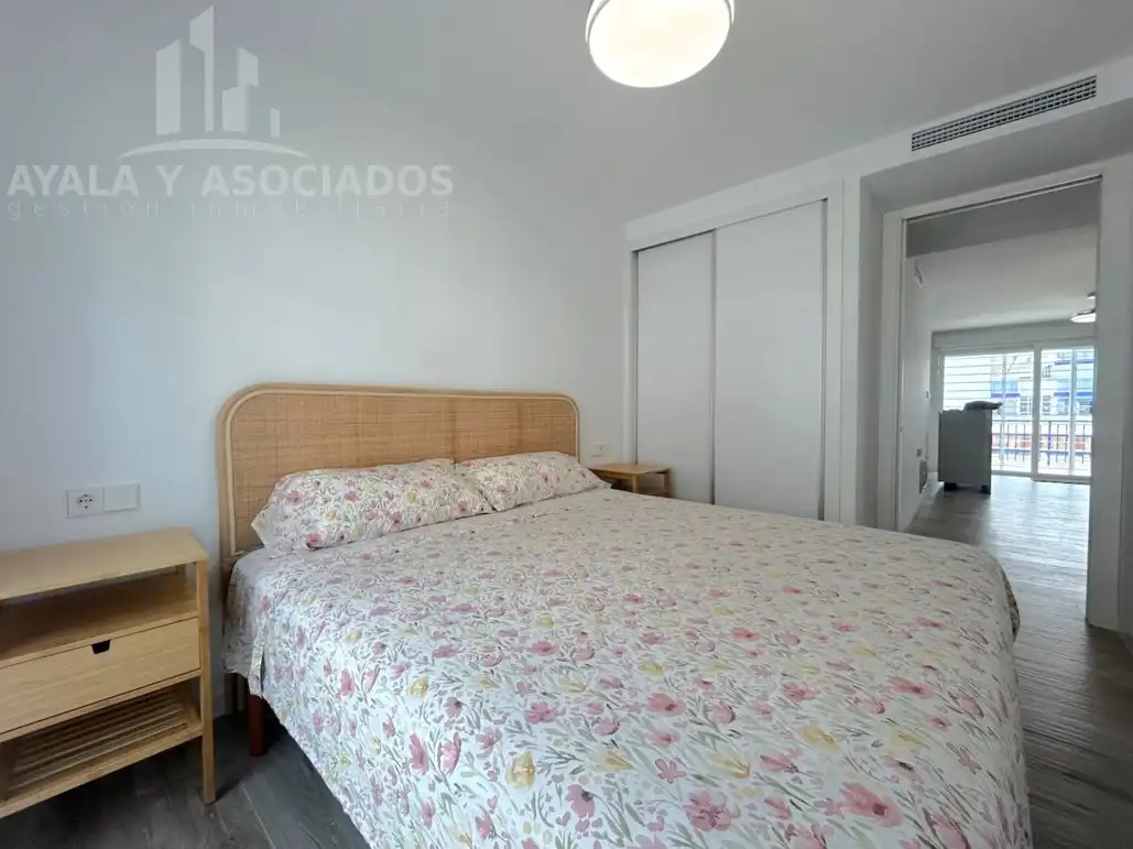Schlafzimmer von Wohnung zum Verkauf in La Manga del Mar Menor mit Klimaanlage, Heizung und Parkett