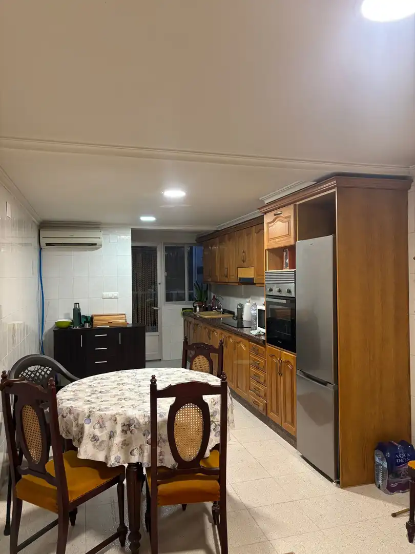 Cuina de Casa o xalet en venda en Monóvar  / Monòver amb Calefacció, Terrassa i Moblat