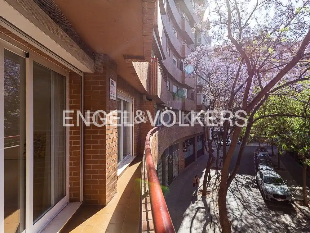 Vista exterior de Pis de lloguer en Valencia amb Aire condicionat, Calefacció i Parquet