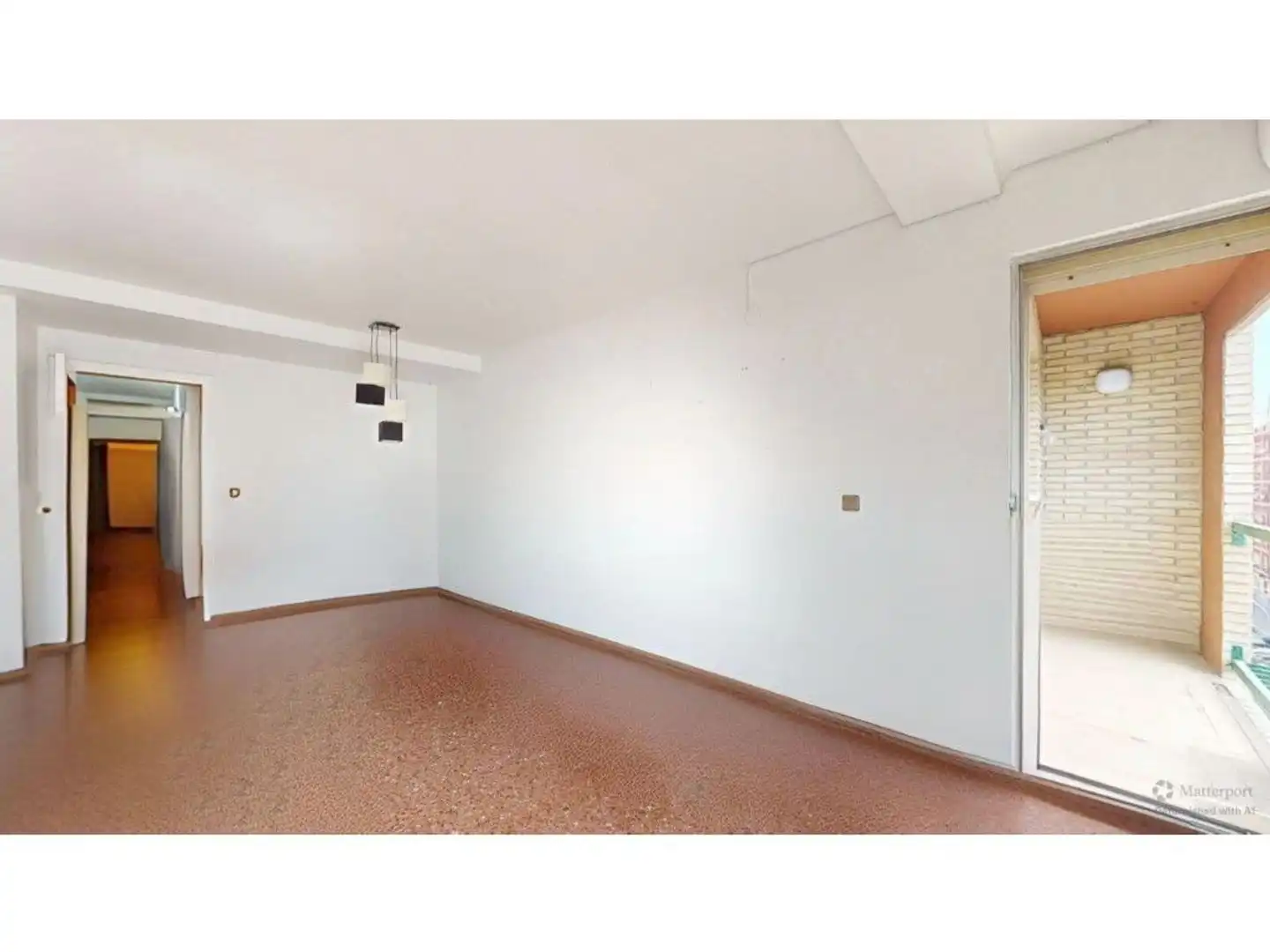 Flat for sale in Valencia  with Air Conditioner