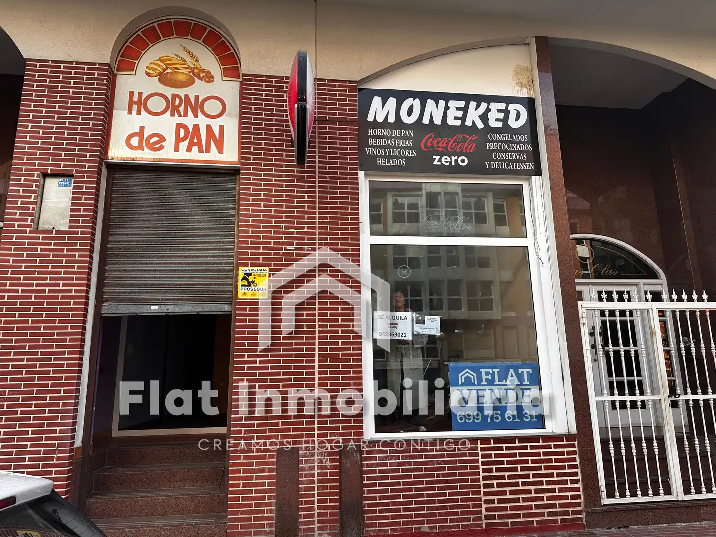 Local comercial en venda a Calle Pintor Eleazar Ortiz 4A