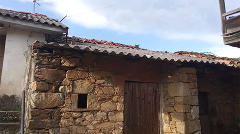 Foto 3 de Casa adosada en venta en Calle Ramón Asenjo, 26, Valdés - Luarca, Asturias