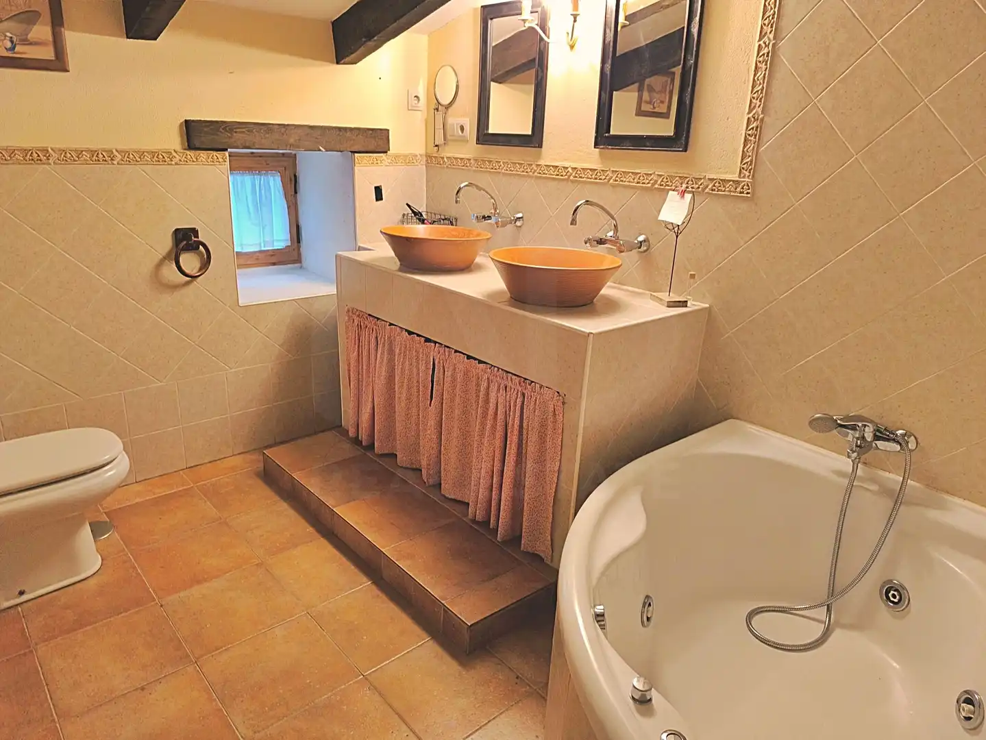 Baño de Finca rústica en venta en Medinaceli con Calefacción y Terraza