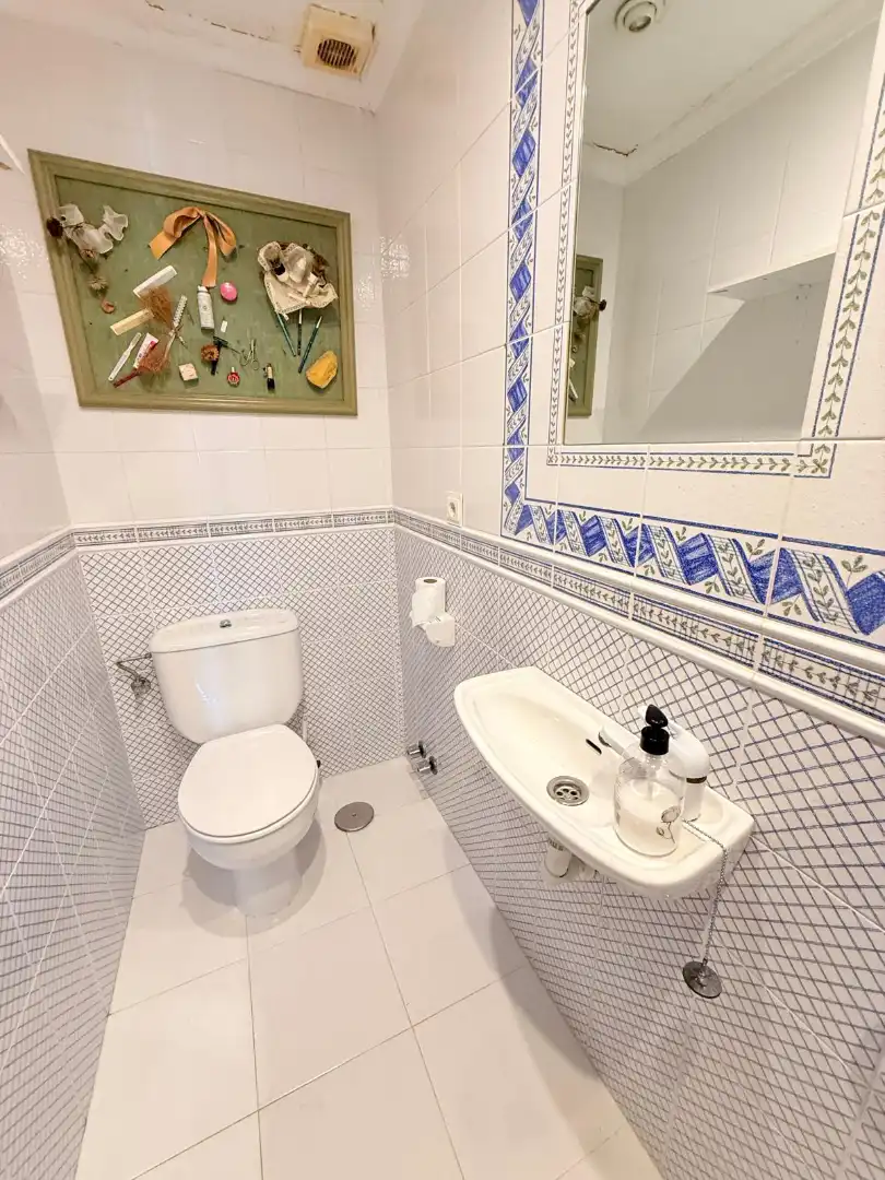 Badezimmer von Wohnung zur Miete in Málaga mit Klimaanlage, Terrasse und Möbliert