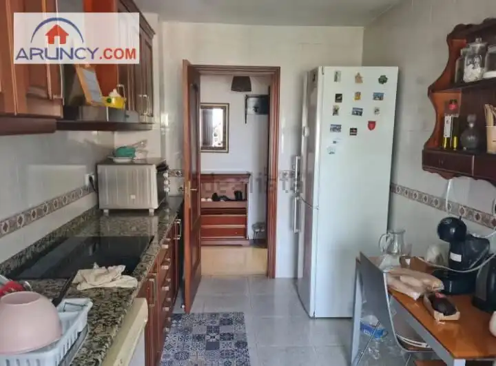 Cuina de Pis en venda en Sevilla amb Aire condicionat i Balcó