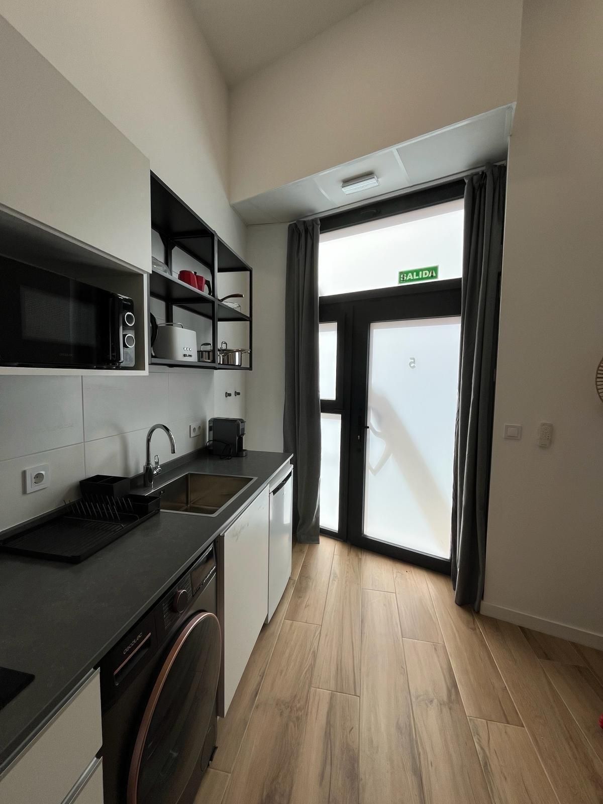 Kitchen of Flat for sale in  Valencia Capital  with Air Conditioner