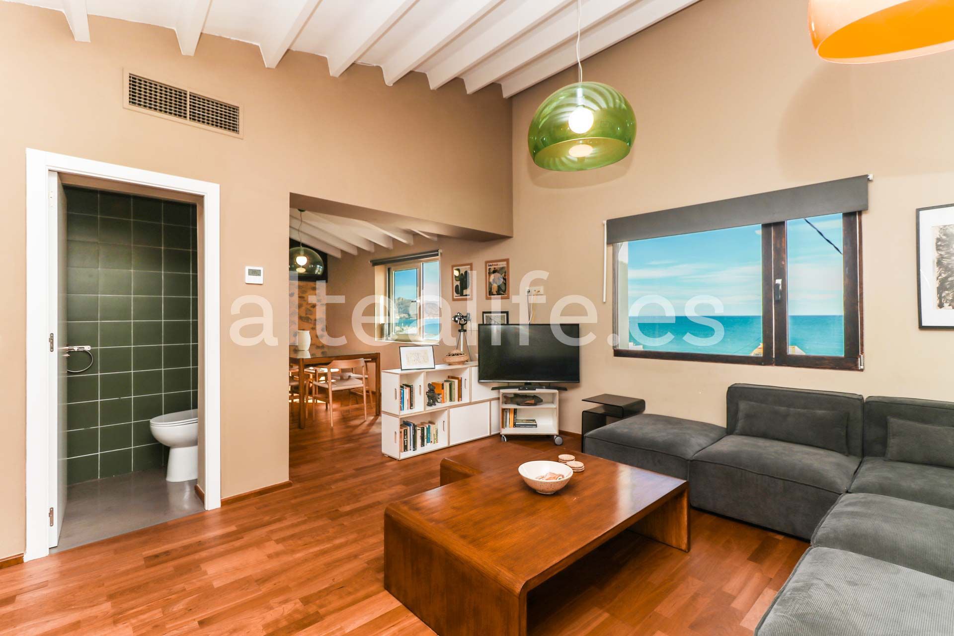 Sala de estar de Casa adosada en venta en Altea con Aire acondicionado, Parquet y Balcón