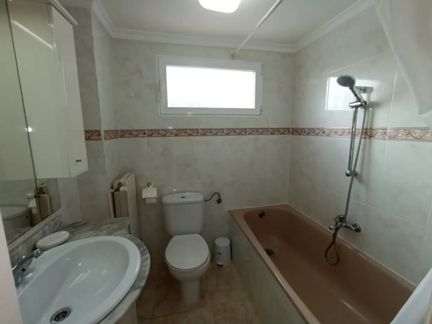Houses for rent in Paichi