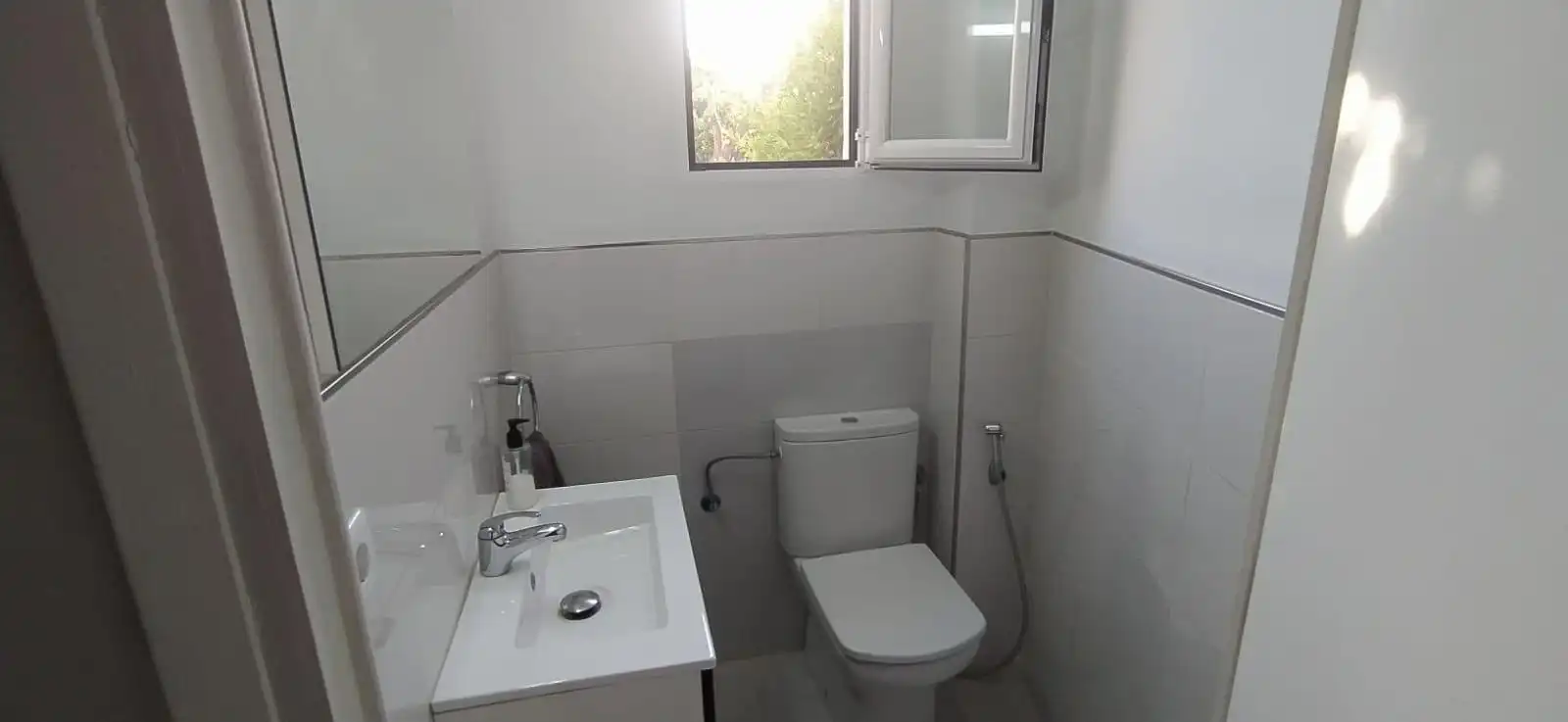 Baño de Casa adosada en venta en L'Alfàs del Pi con Calefacción, Jardín privado y Terraza