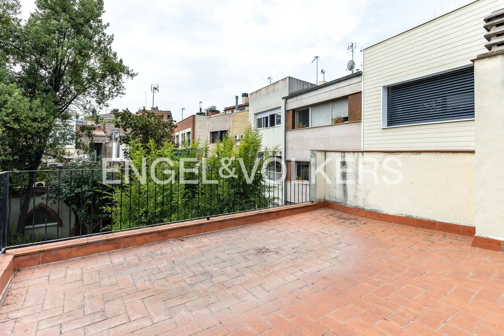 Terrassa de Casa adosada en venda en Sabadell amb Aire condicionat, Calefacció i Jardí privat
