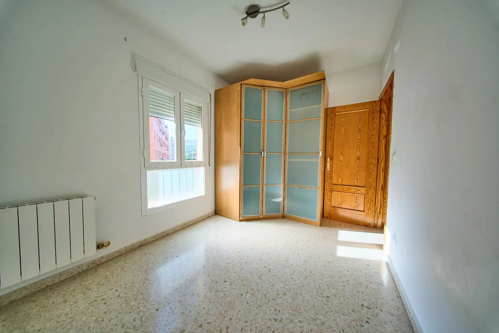 Habitación de Piso en venta en Granada con Aire acondicionado, Calefacción y Trastero