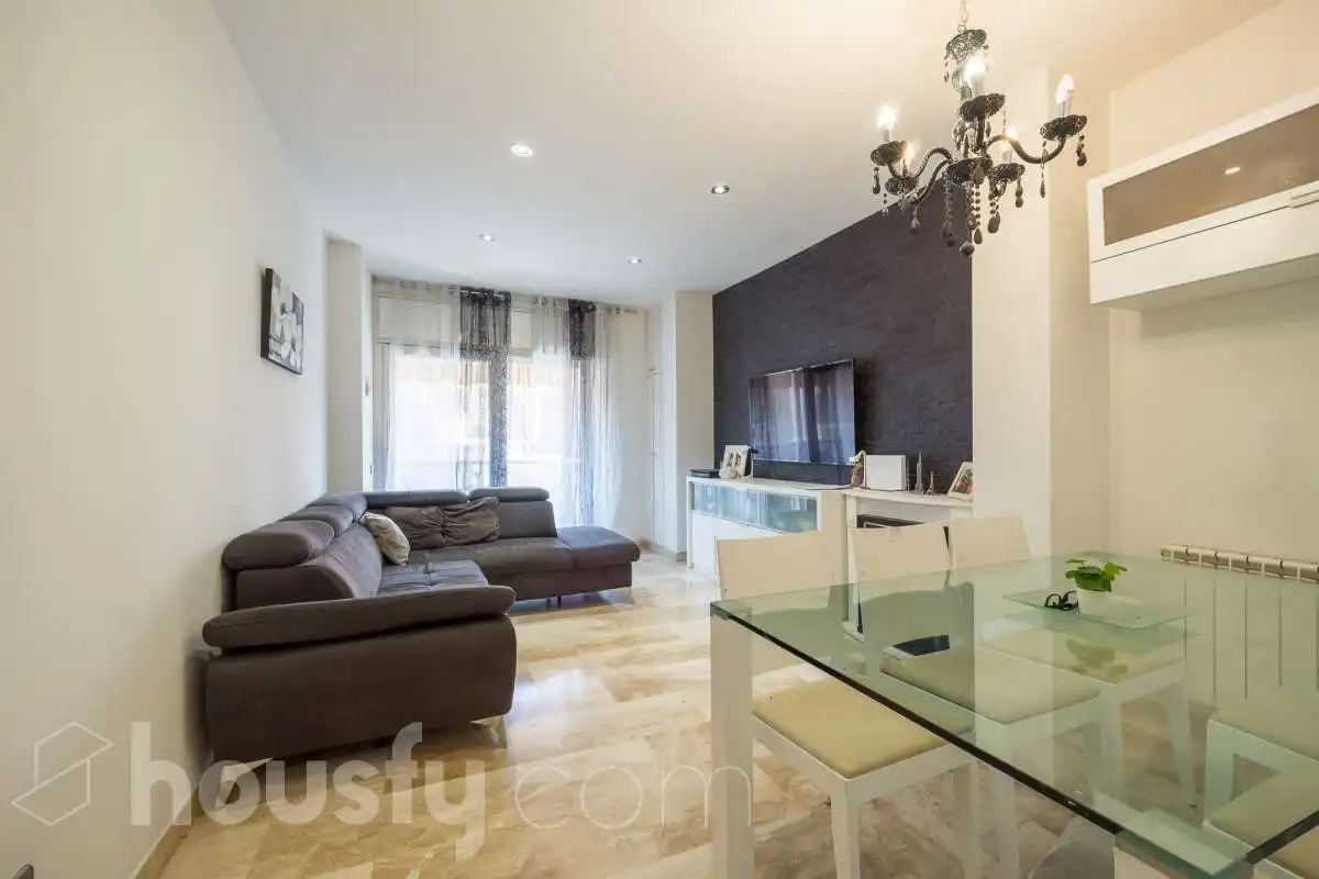 Sala de estar de Dúplex en venta en Badalona con Terraza