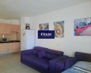 Living room of Study to rent in Puerto de la Cruz  with Balcony