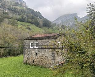 Außenansicht von Haus oder Chalet miete in San Roque de Riomiera