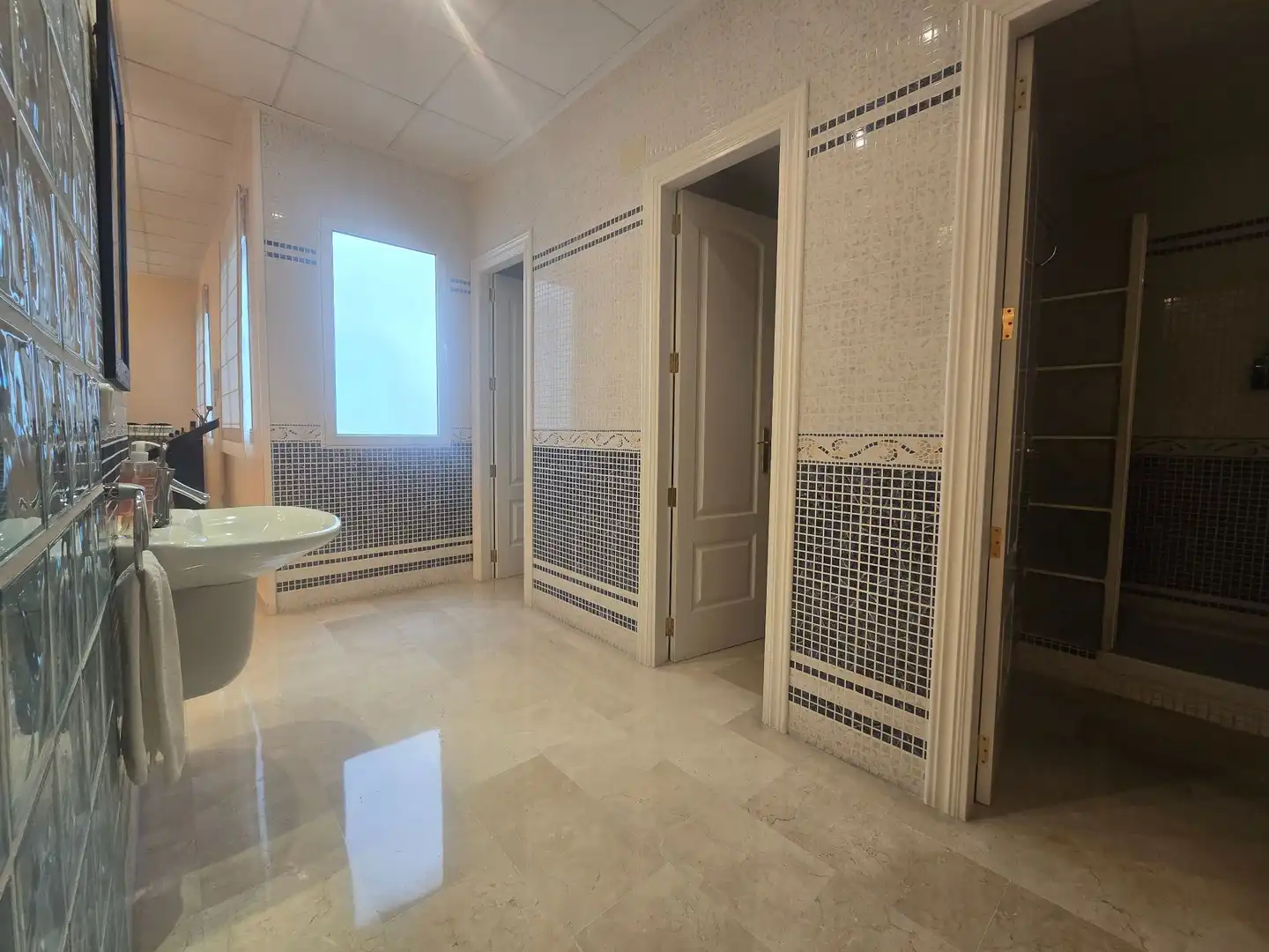 Bany de Apartament en venda en Gandia amb Aire condicionat, Terrassa i Traster