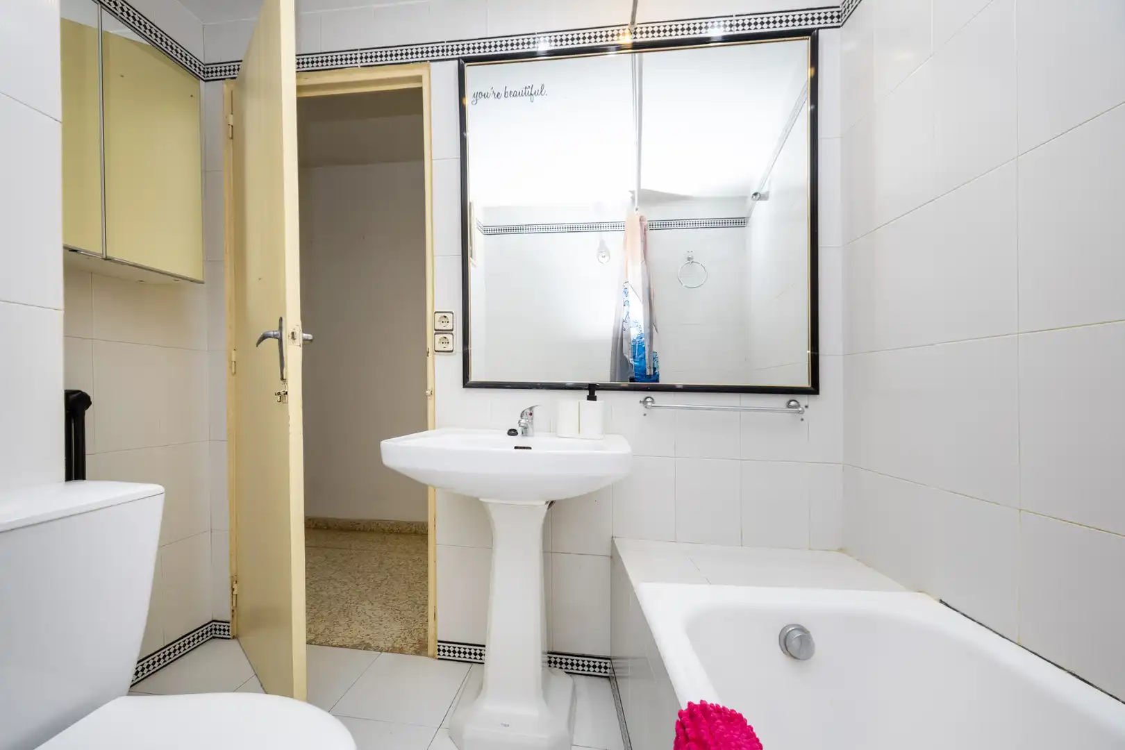 Bany de Pis de lloguer en Granada amb Calefacció, Moblat i Microones