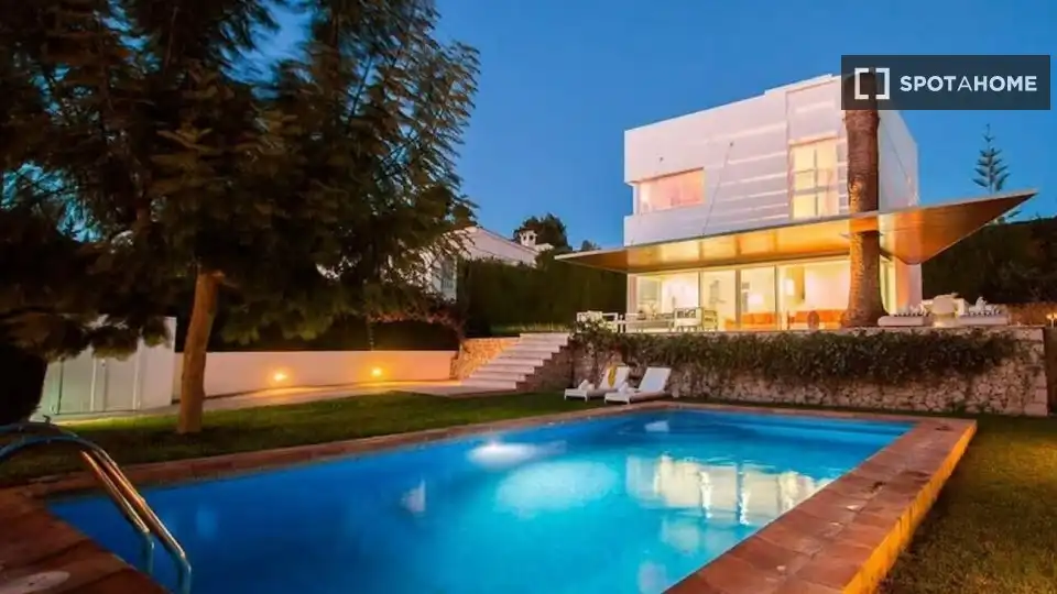 Habitació a Cala Advocat - Baladrar
