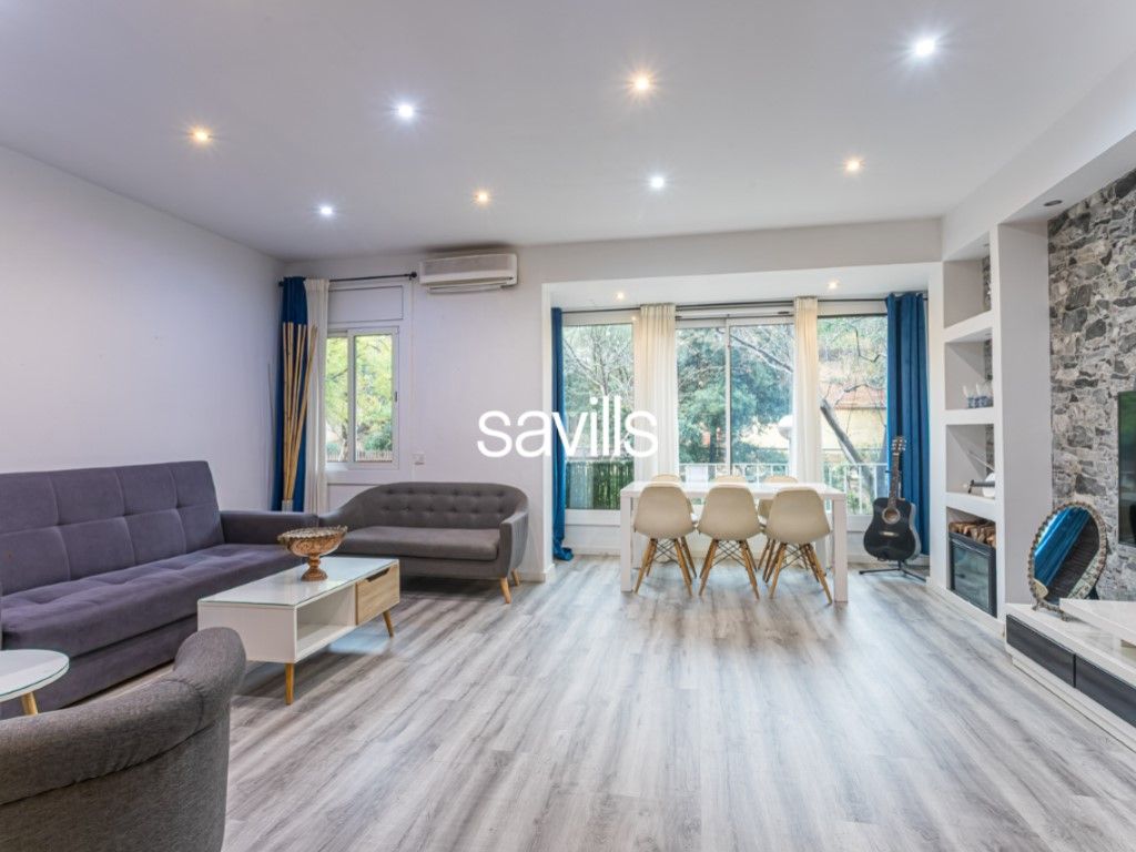 Sala de estar de Apartamento en venta en  Barcelona Capital con Aire acondicionado, Amueblado y Balcón