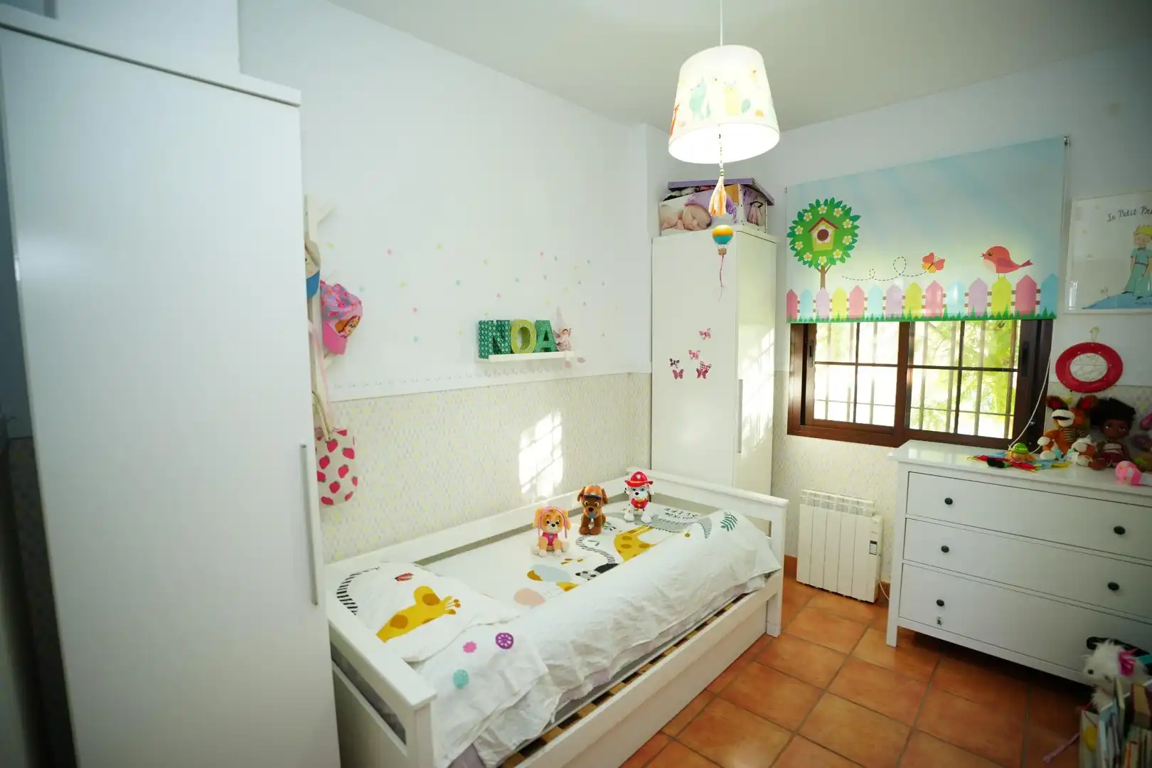 Dormitori de Casa o xalet en venda en Alcalá de Guadaira amb Aire condicionat i Terrassa