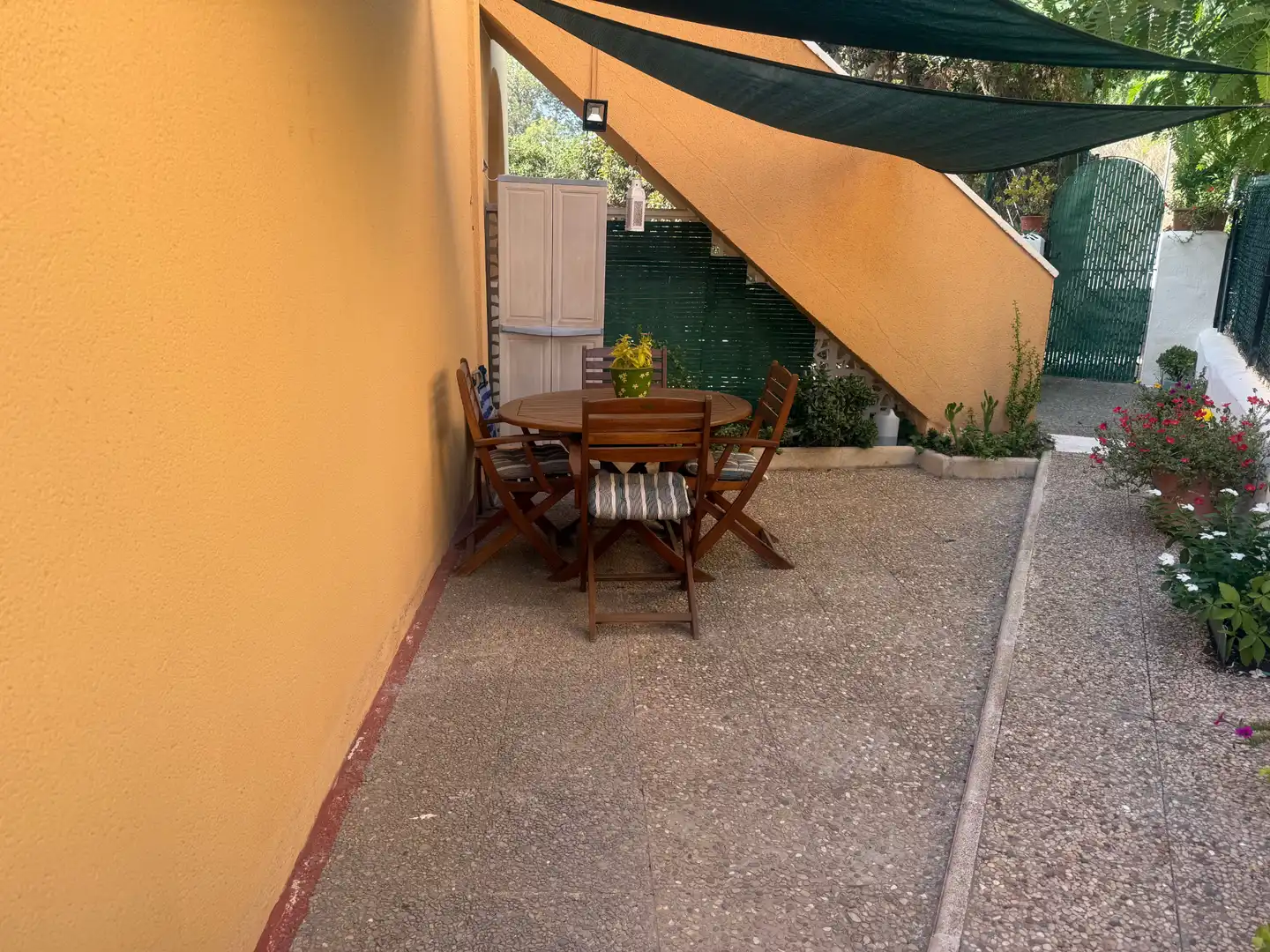 Terrassa de Apartament en venda en Torrevieja amb Jardí privat, Terrassa i Moblat