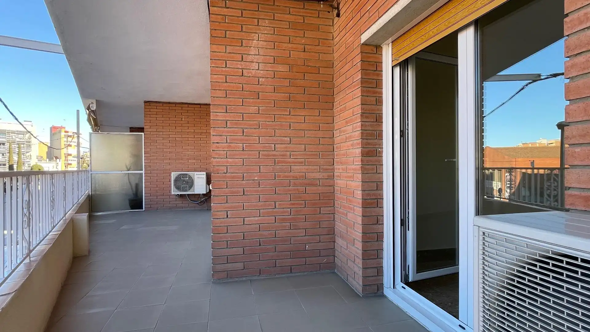 Piso en venta en Montcada i Reixac con Aire acondicionado y Terraza