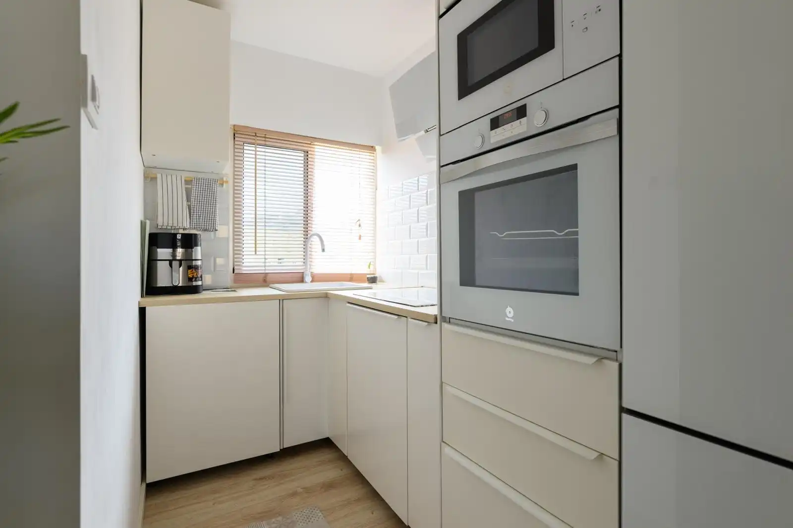 Cuina de Pis en venda en Las Palmas de Gran Canaria amb Parquet i Balcó