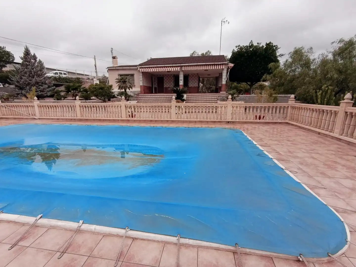 Piscina de Casa o xalet en venda en Elche / Elx amb Jardí privat, Terrassa i Traster
