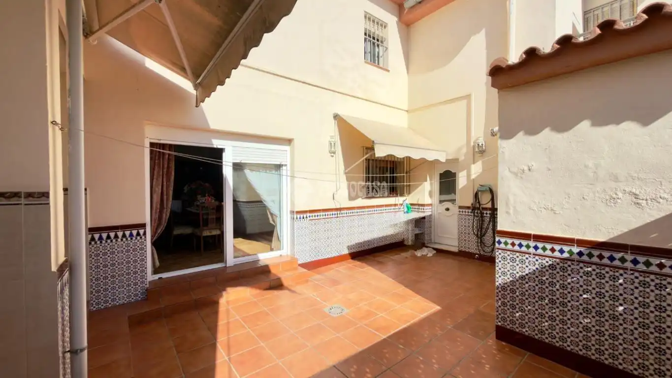 Casa con terraza en venta en San Enrique - Guadiaro -  Pueblo Nuevo, imagen 25