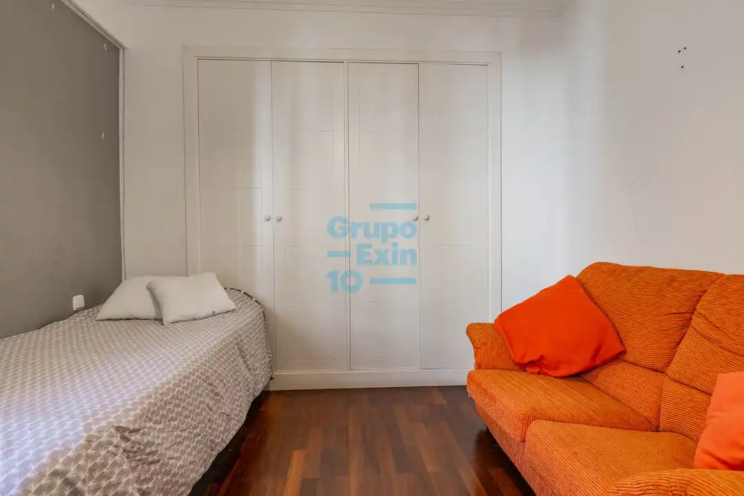 Habitación de Piso en venta en Donostia - San Sebastián  con Calefacción