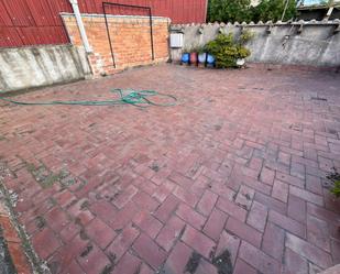 Terrassa de Casa o xalet en venda en Santa Coloma de Gramenet amb Terrassa