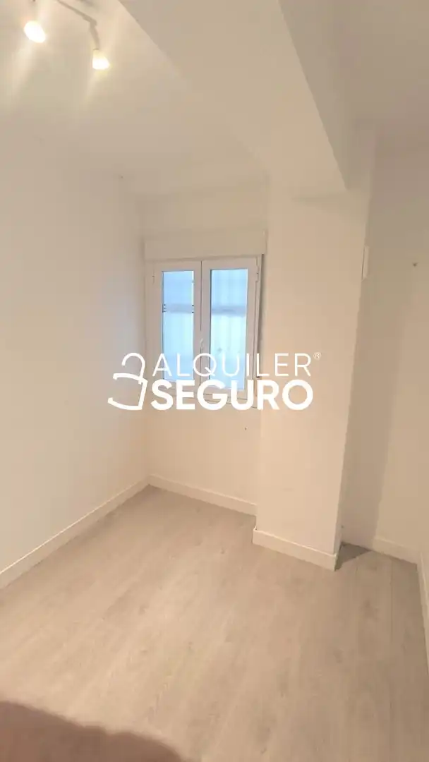 Piso de alquiler en Cantillana, San Jerónimo - La Bachillera