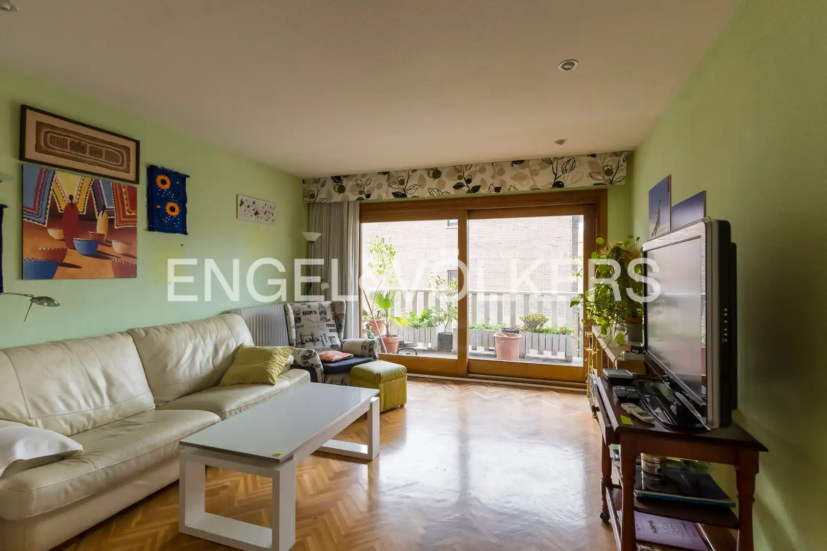 Penthouse with pool for sale in Ciudad Lineal, imagen 3