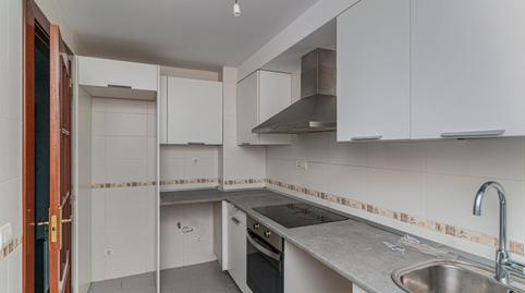 Photo 5 of Flat for sale in C/ Federico García Lorca, Alisal - San Román, Cantabria