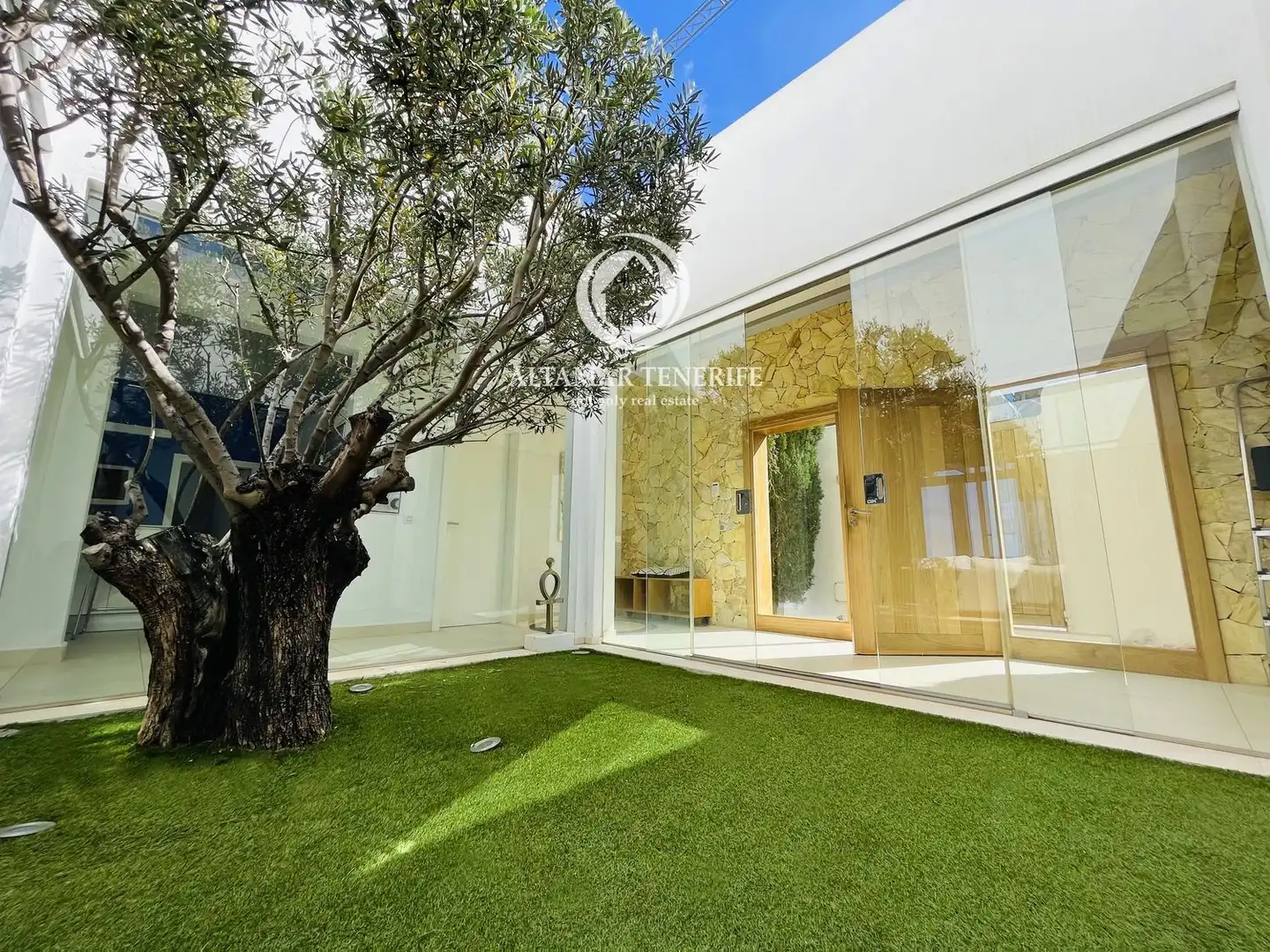 Houses for sale in BARRIO TORVISCAS CENTRO Y ALTO, Fañabé - Ifonche y Benítez