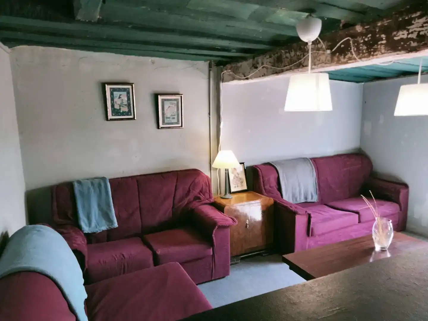 Sala d'estar de Casa adosada en venda en Camprovín amb Balcó