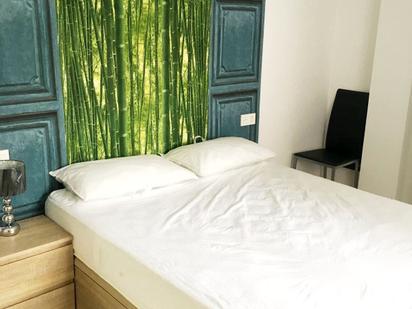 Dormitori de Apartament de lloguer en  Zaragoza Capital