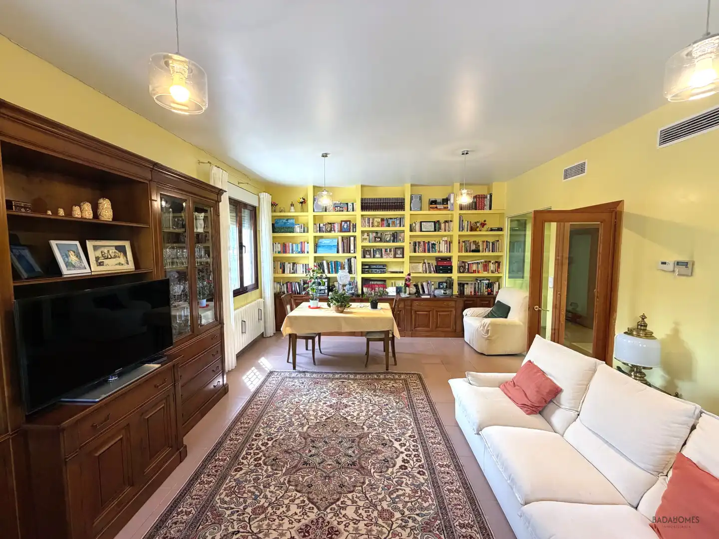 Sala de estar de Casa o chalet en venta en Badajoz con Aire acondicionado, Calefacción y Jardín privado