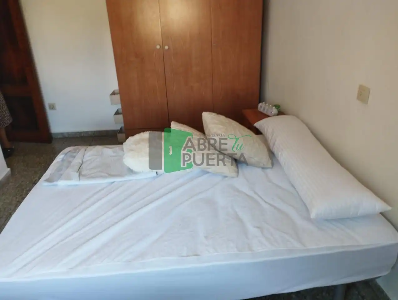 Habitación de Piso en venta en Ourense Capital  con Calefacción y Amueblado