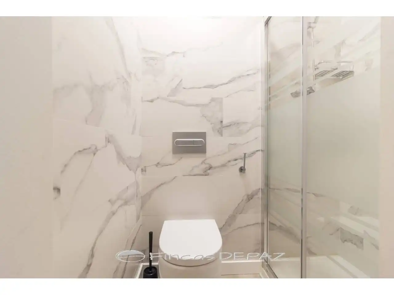 Bathroom of Office for sale in Gavà Mar