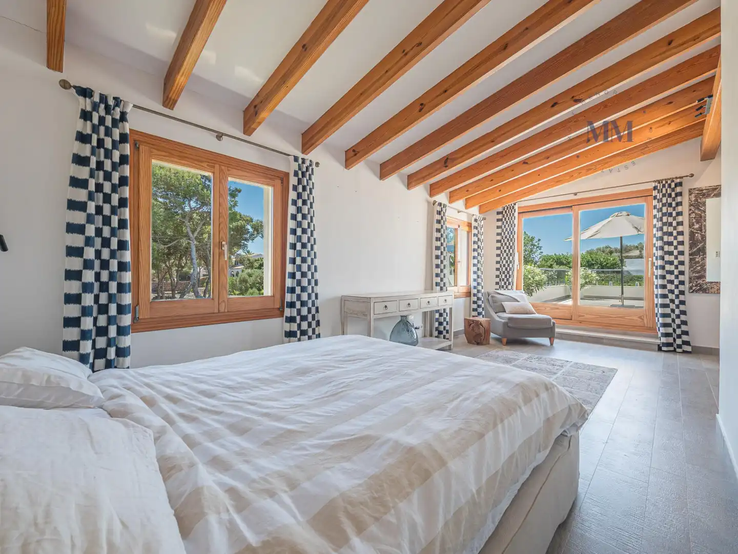 Bedroom of Houses for sale in Es Castell  with Air Conditioner, Private garden and Terrace