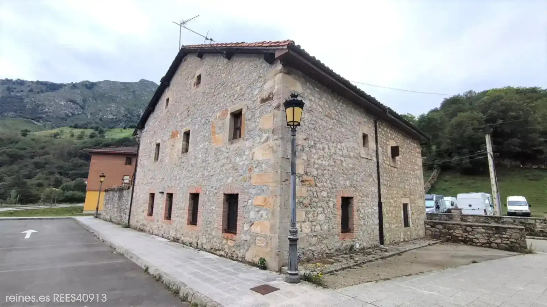 Exterior view of Duplexes for sale in Cabrales  with Heating, Terrace and Furnished